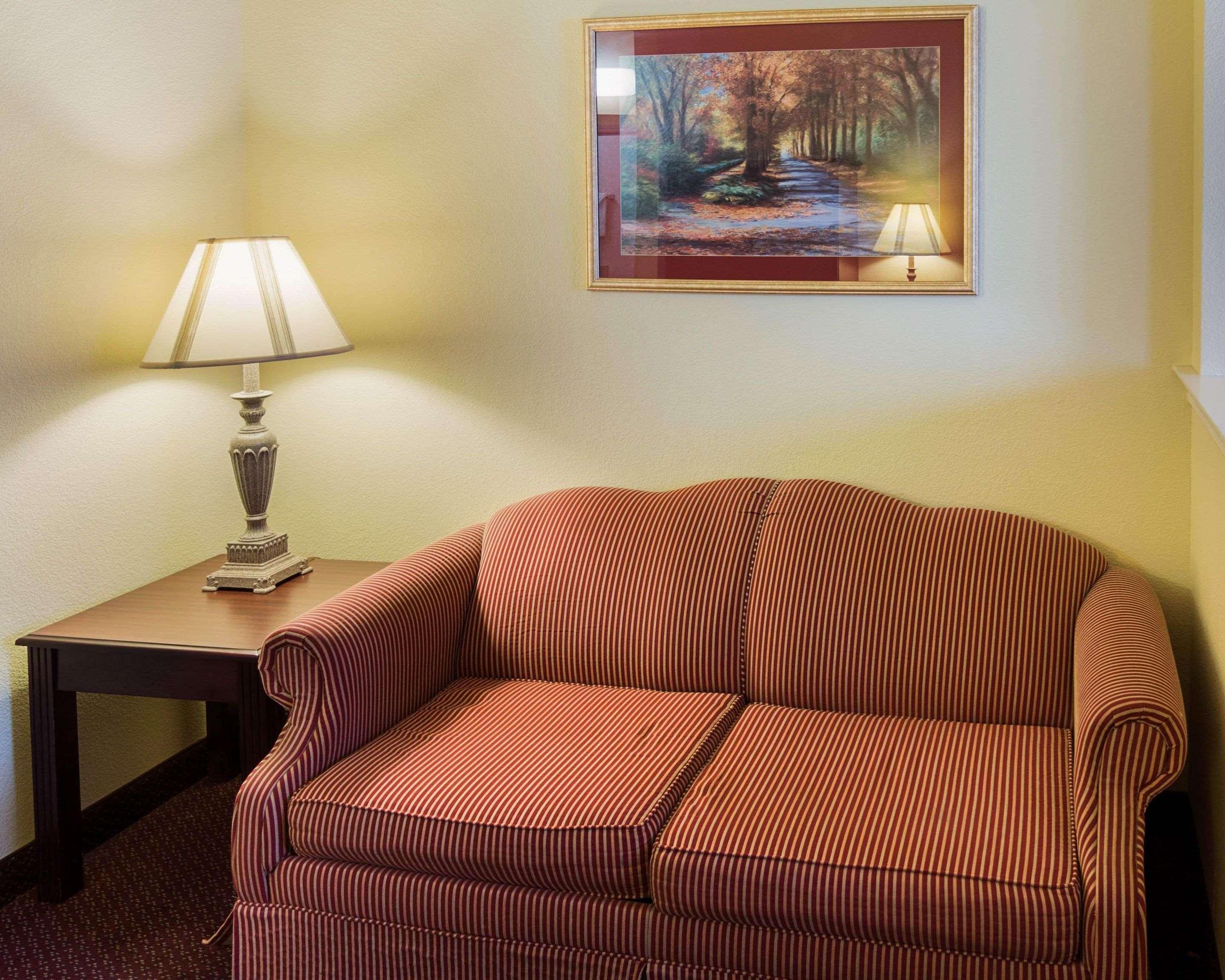 Comfort Suites Texarkana Texas Exterior photo